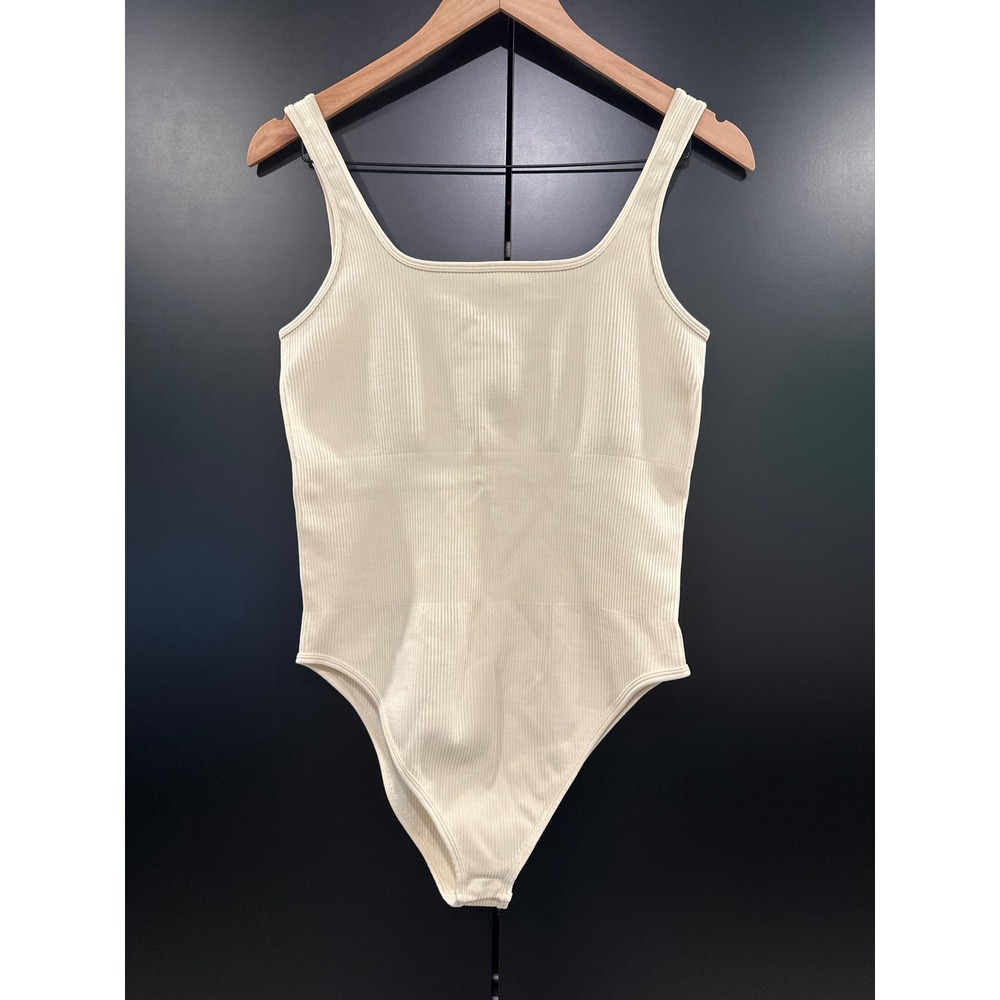 OQQ Ribbed Bodysuit Womens XL‎ Cream Off White Square Neck Seamless Tank Top